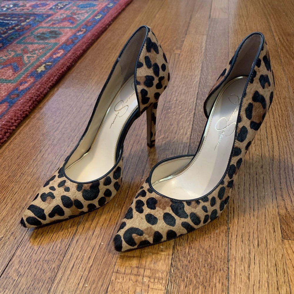 Jessica Simpson Leopard pumps
